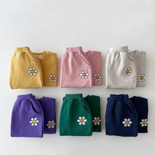 Retro Daisy Emblem Top & Pants Tracksuit Set
