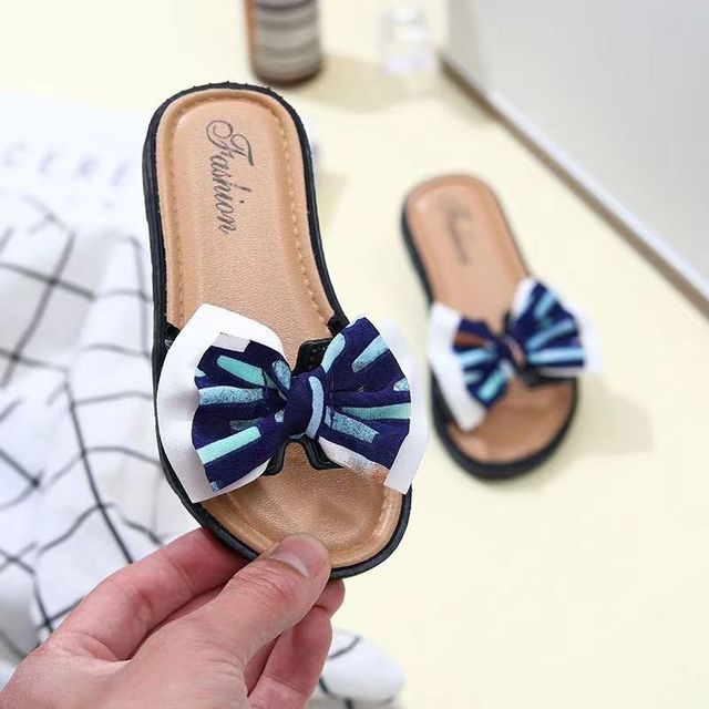 Knotted Bow Sandals